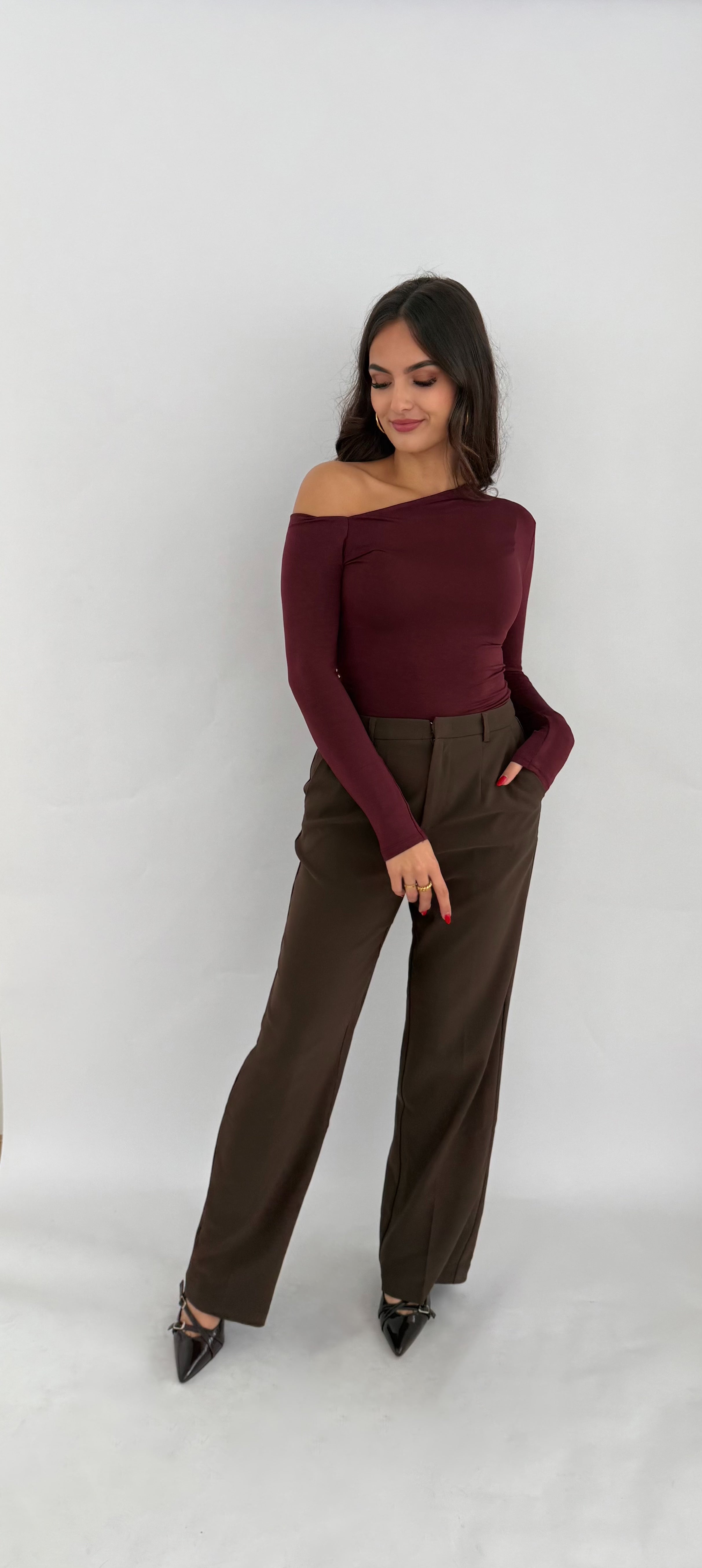 "Aimee" off shoulder top - bordeaux