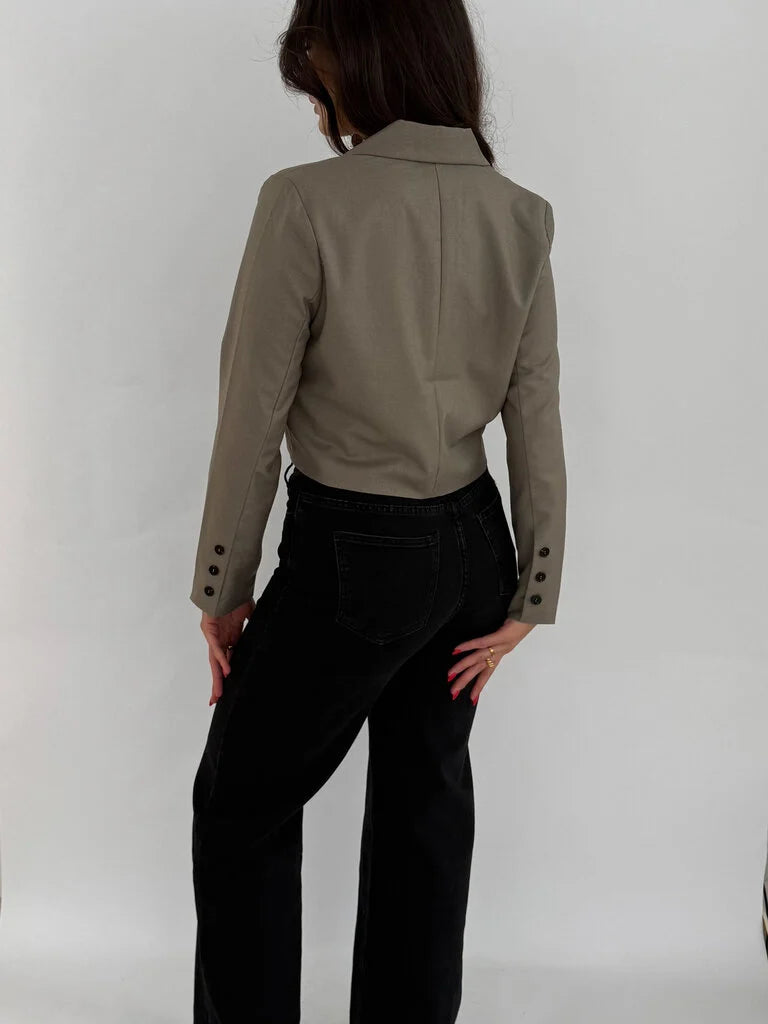 "Charlotte" crop blazer