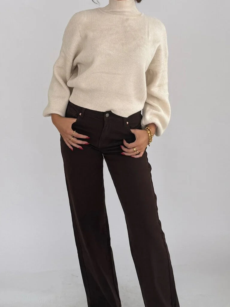 "Ella" pull with high neck