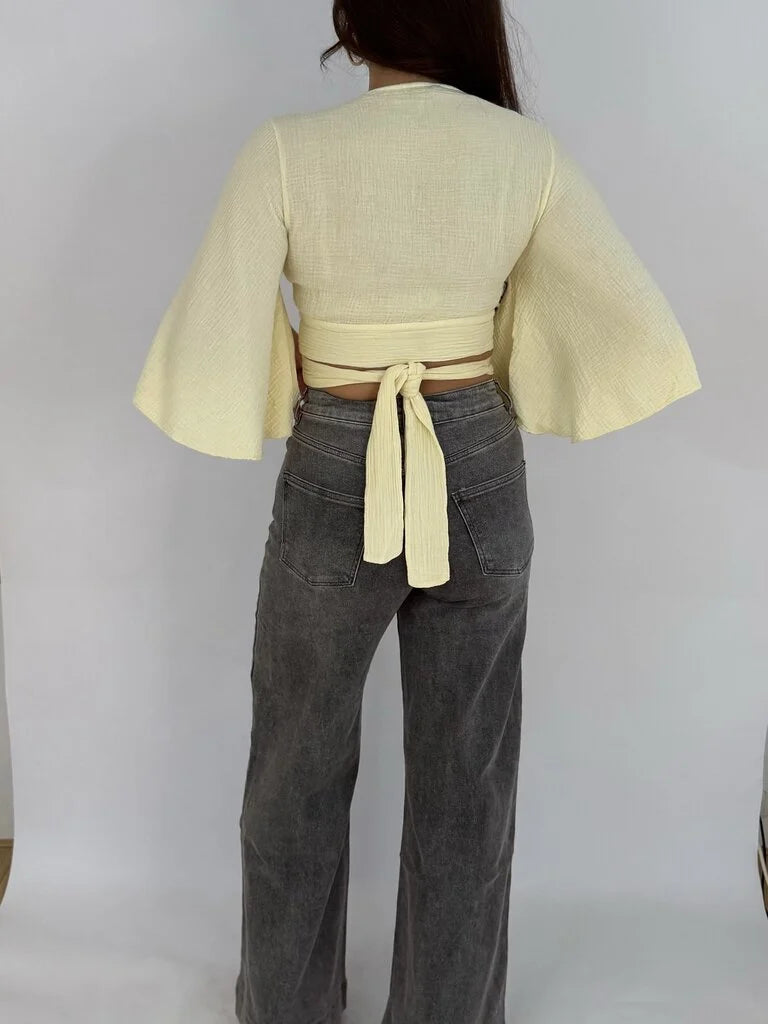 "Lola" Blouse one size - butter yellow