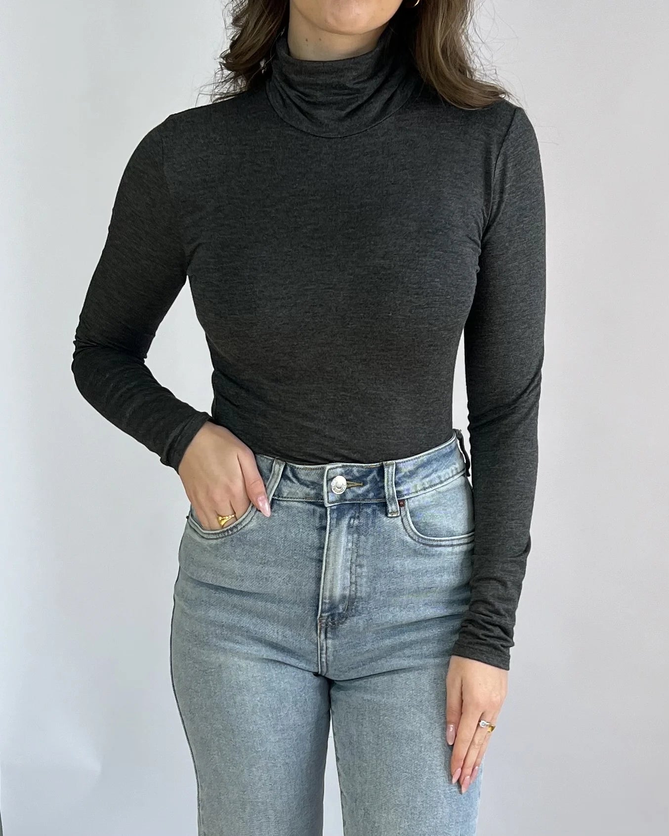 "Amina" top col - dark grey
