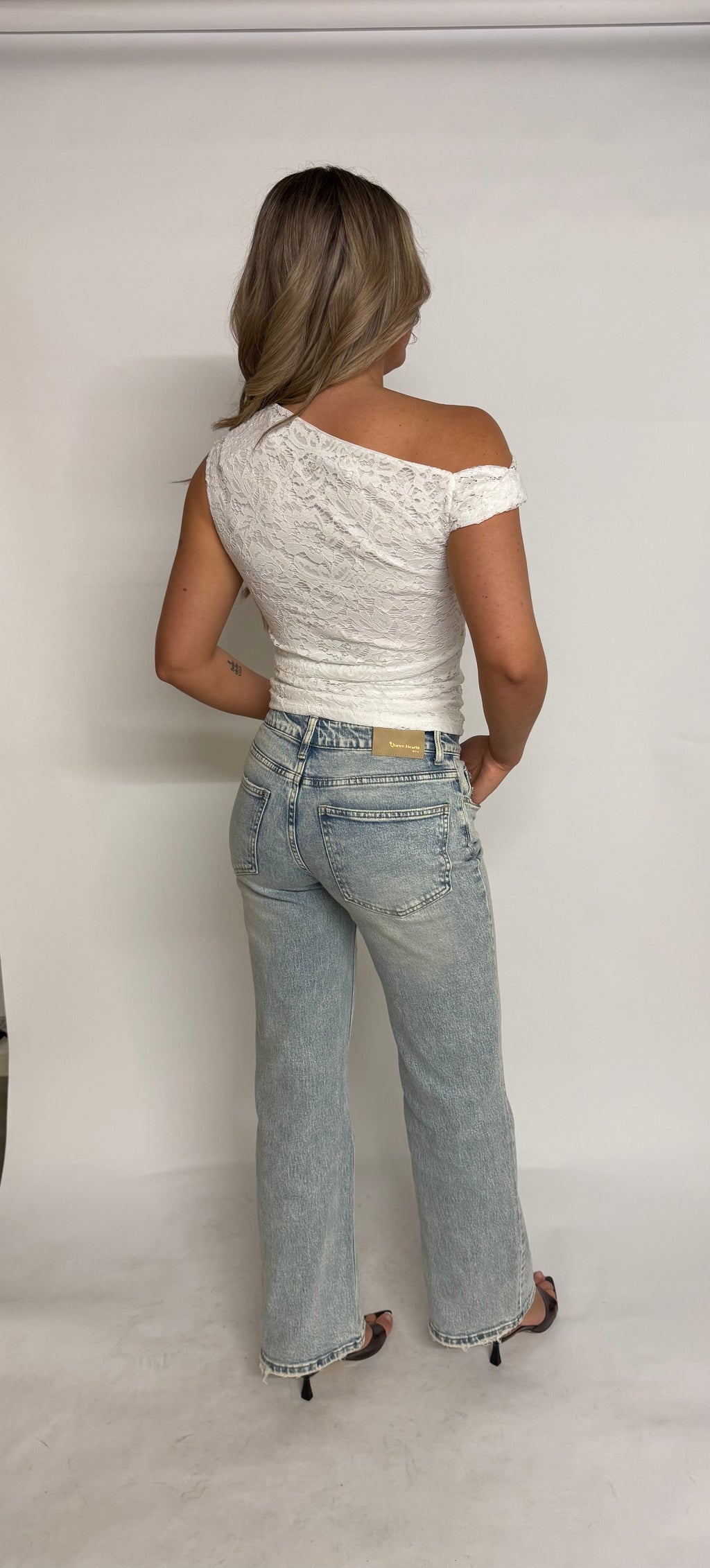 "Zoe" Wide leg mid waist jeans