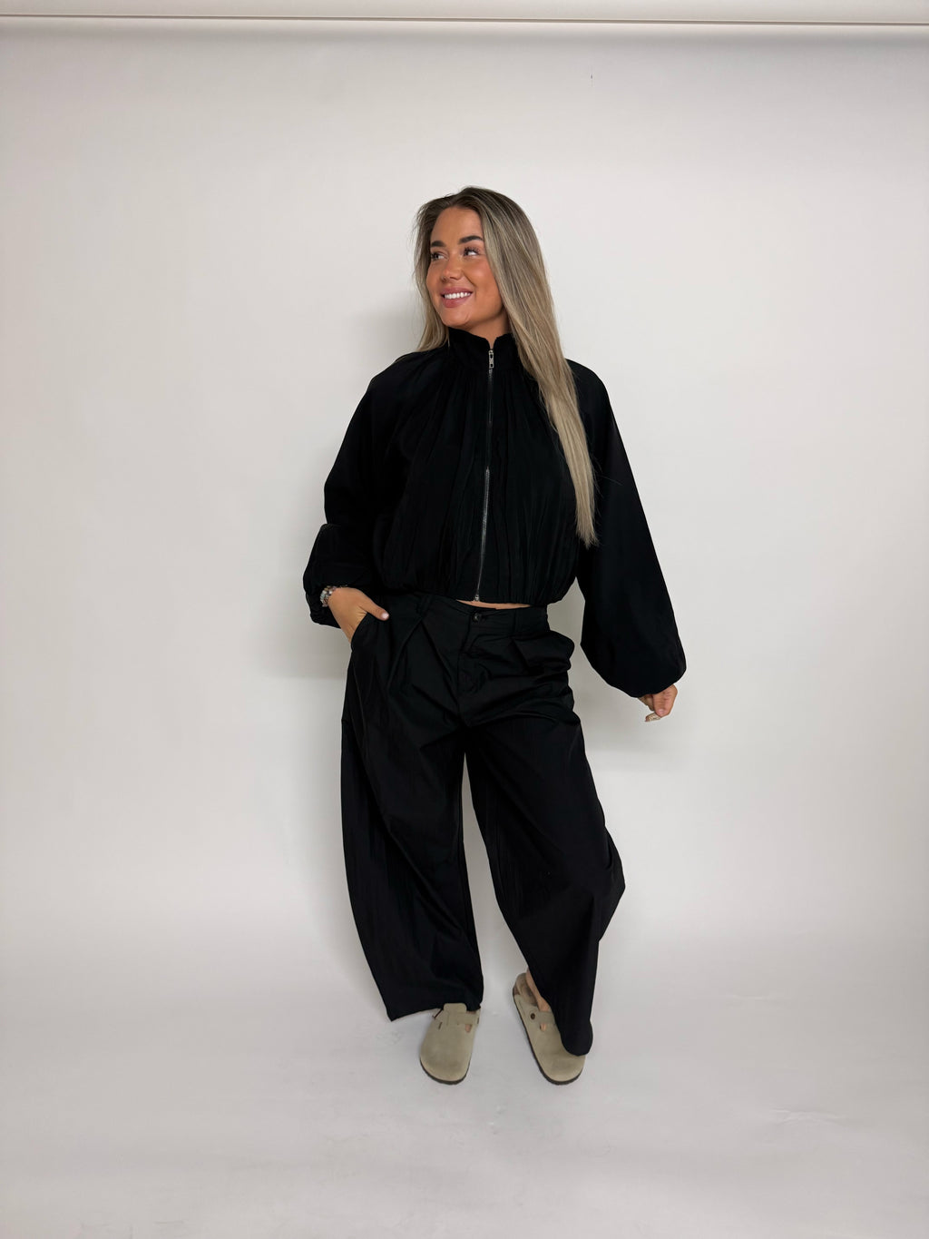 "Taylor" Black bomber jacket
