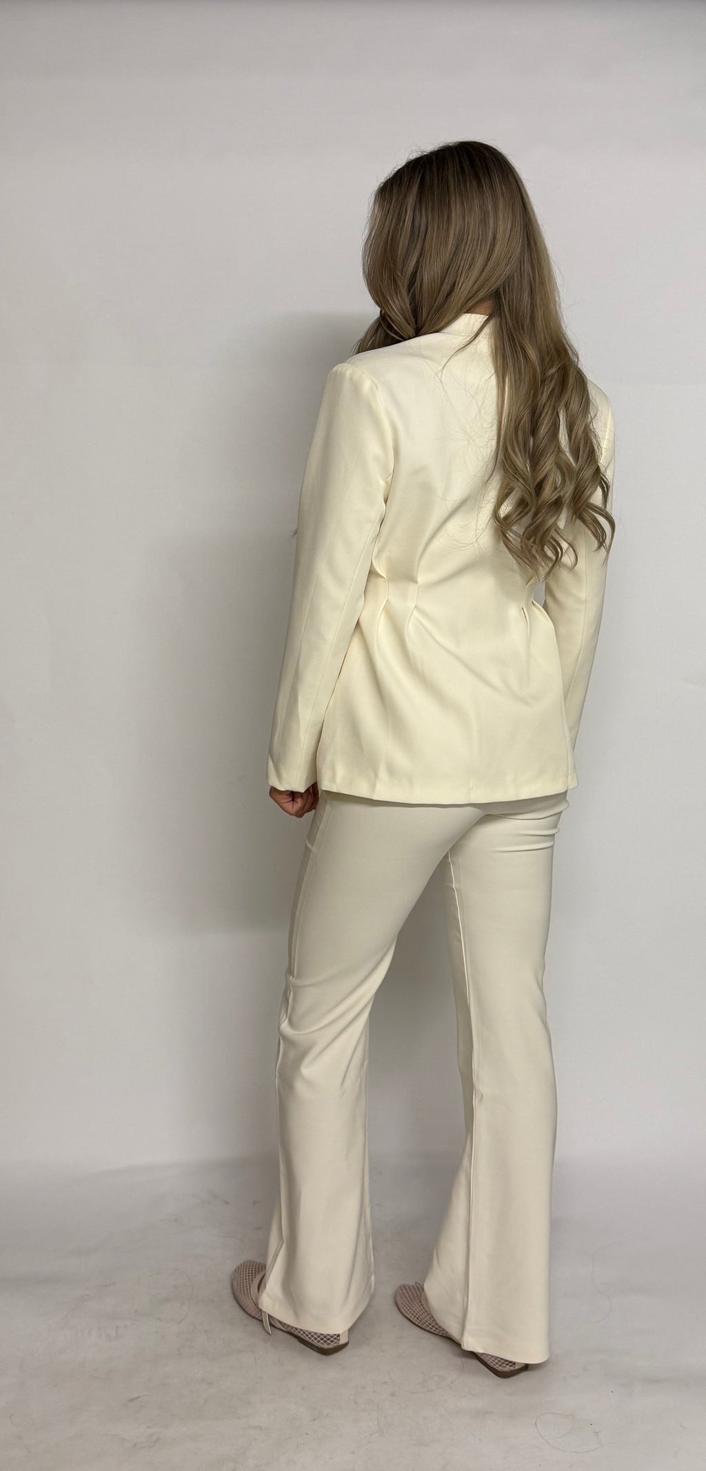 “Olivia” jewel neck blazer