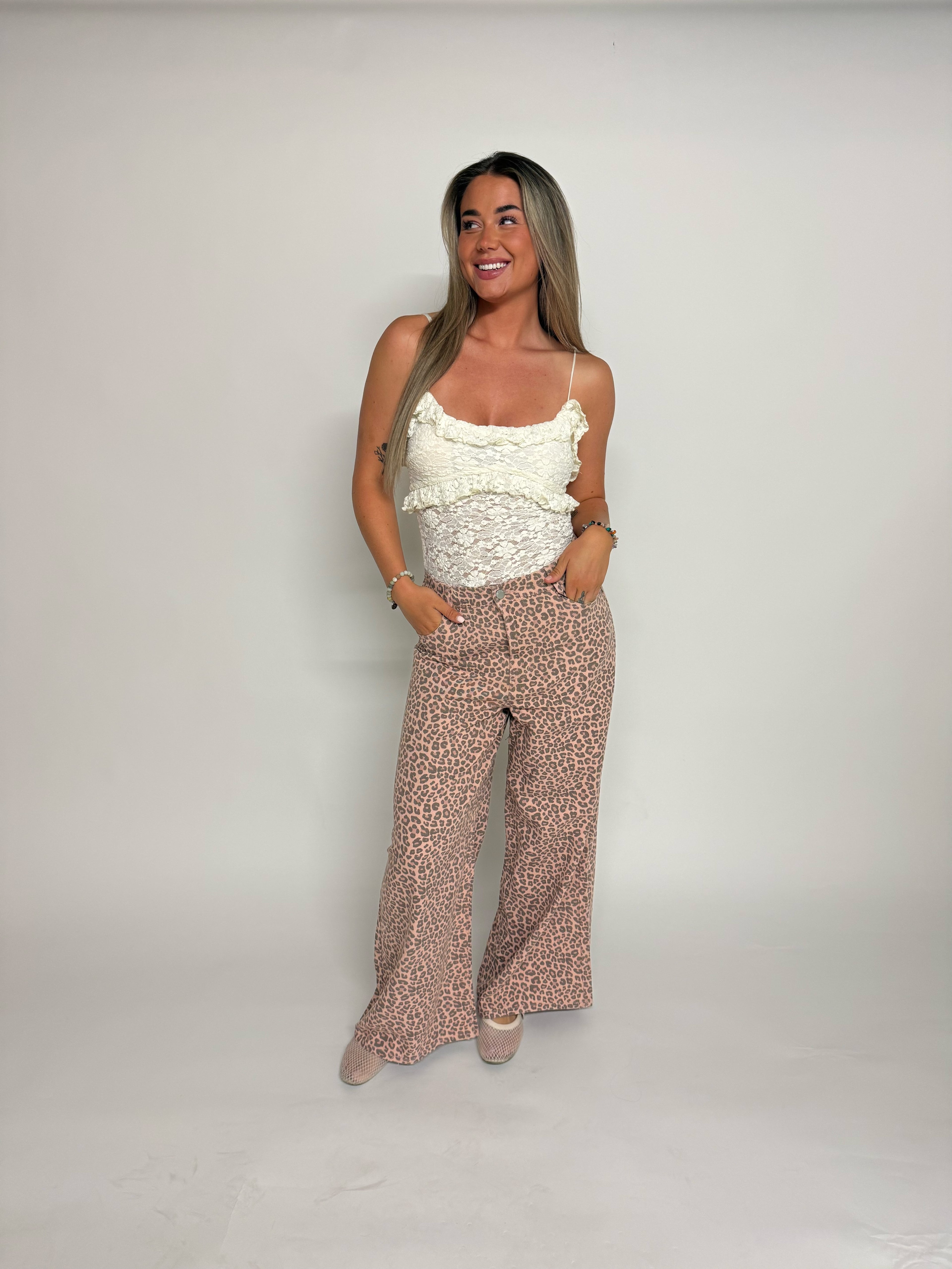 "Kees" Leopard Jeans Wid leg high waist