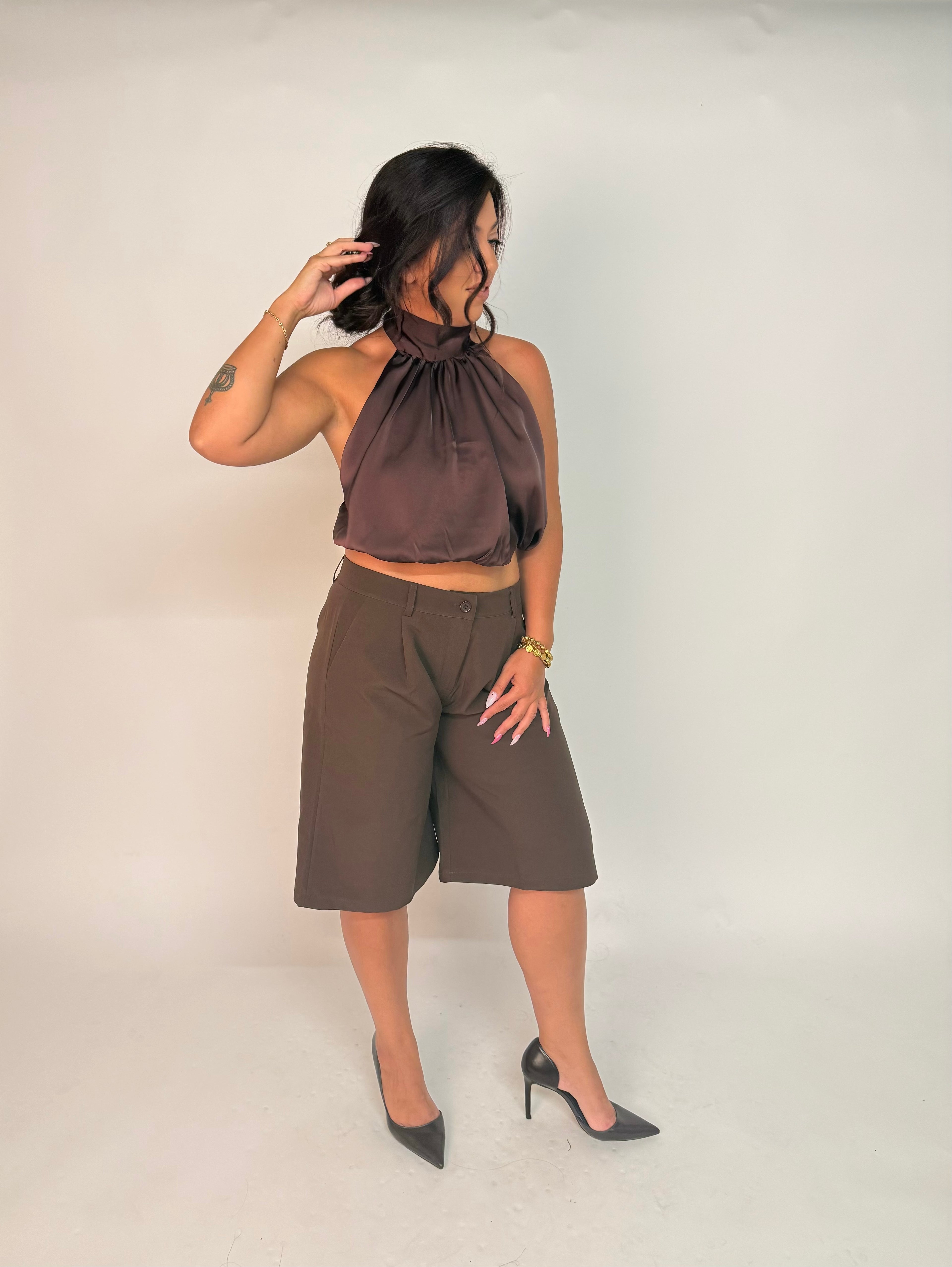 "Naomi"Satin-look halter top