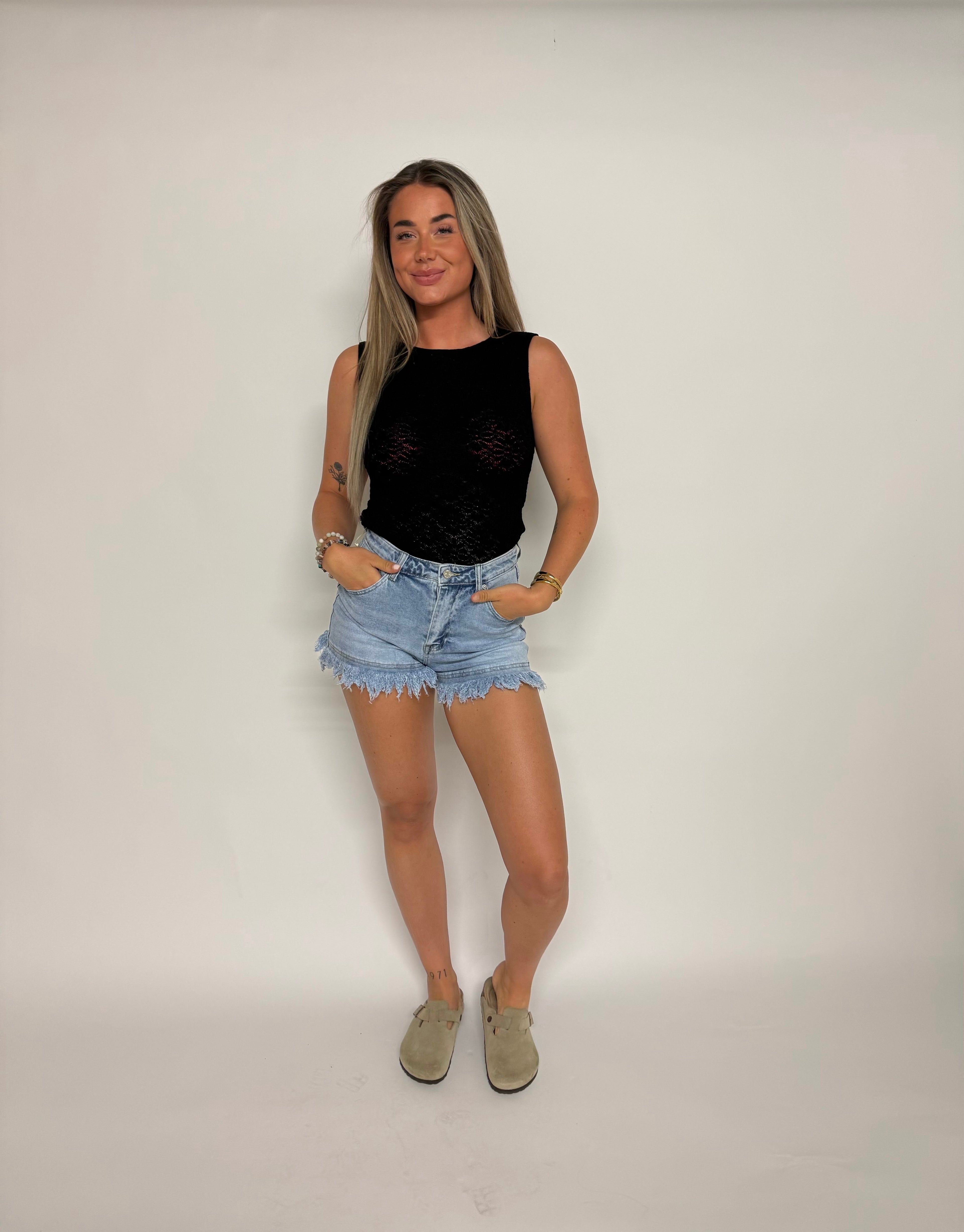 "Marla" basic top