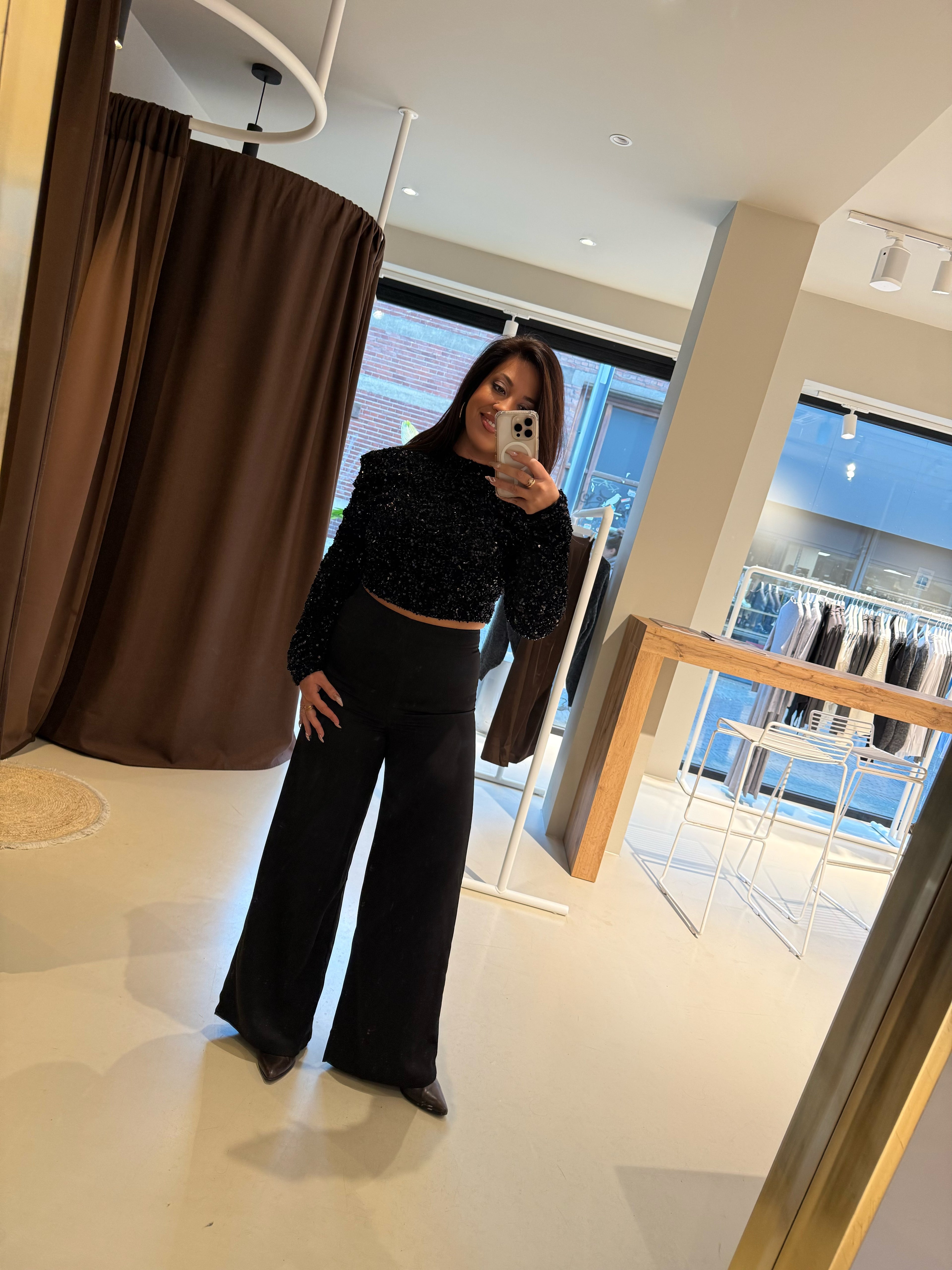 "Roxanne" Satin pantalon