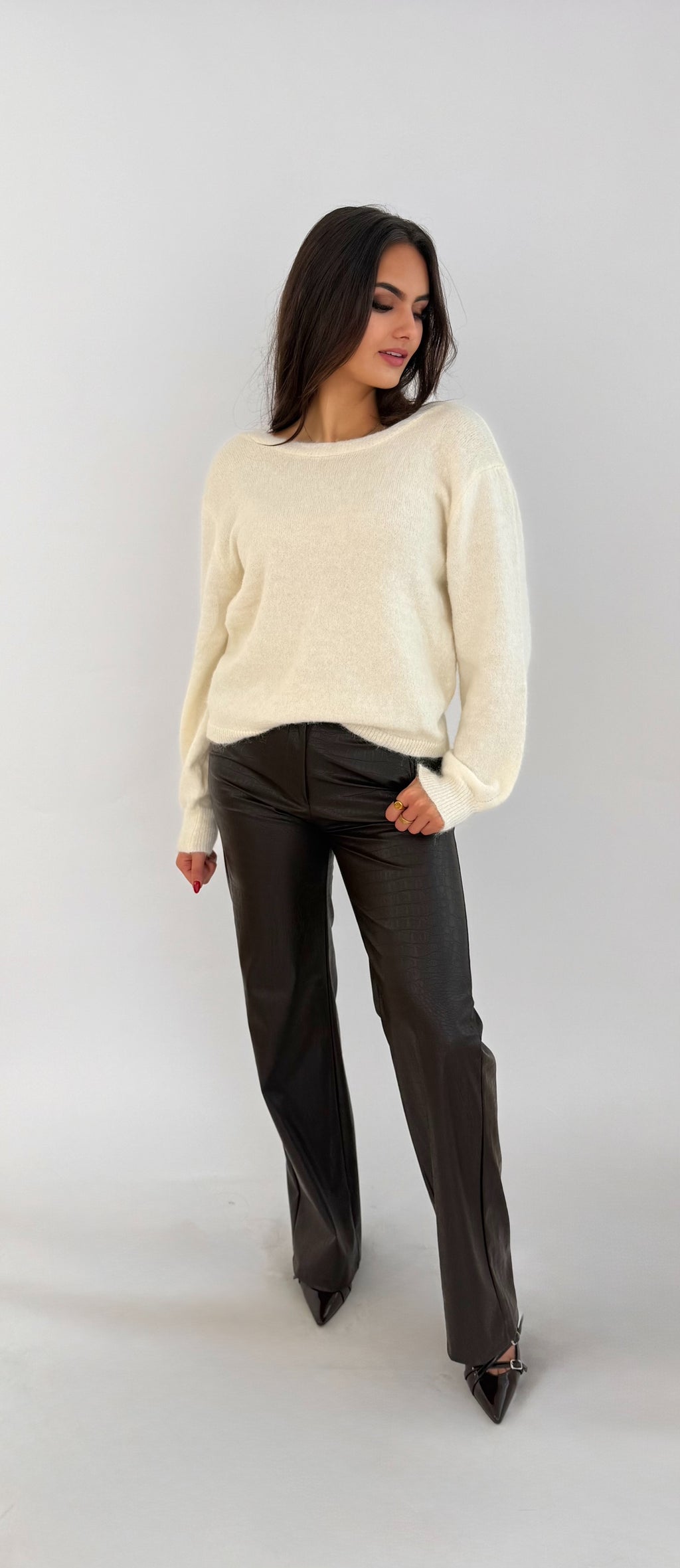 "June" sweater with special back