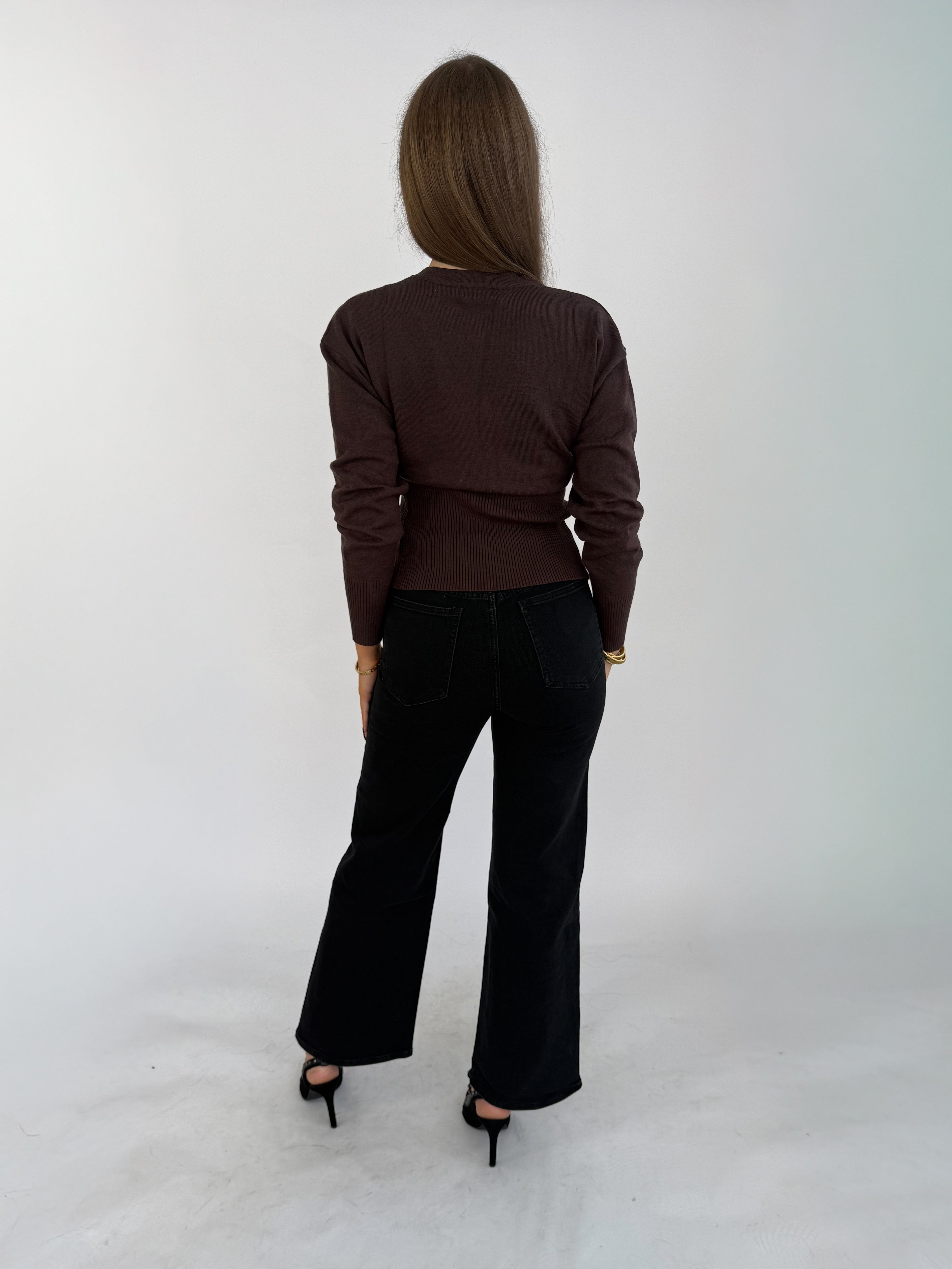 "Evi" straight leg jeans with strik